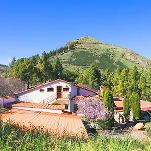 https://el-refugio-tejeda.in-canary-islands.com